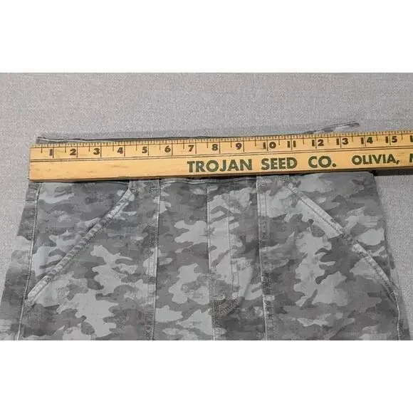 SPANX Cargo Pants Women L Gray Camo Utility Stretch Skinny Pull On Large - Picture 9 of 11